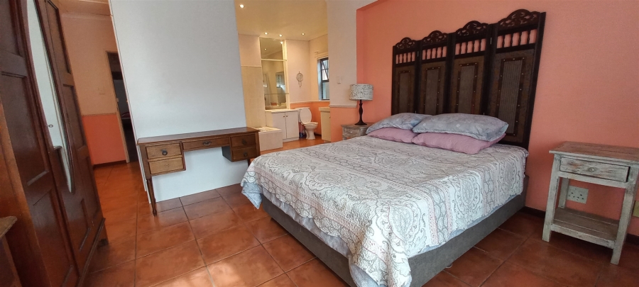 5 Bedroom Property for Sale in Bonnievale Western Cape